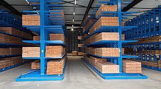 Scaffale cantilever
