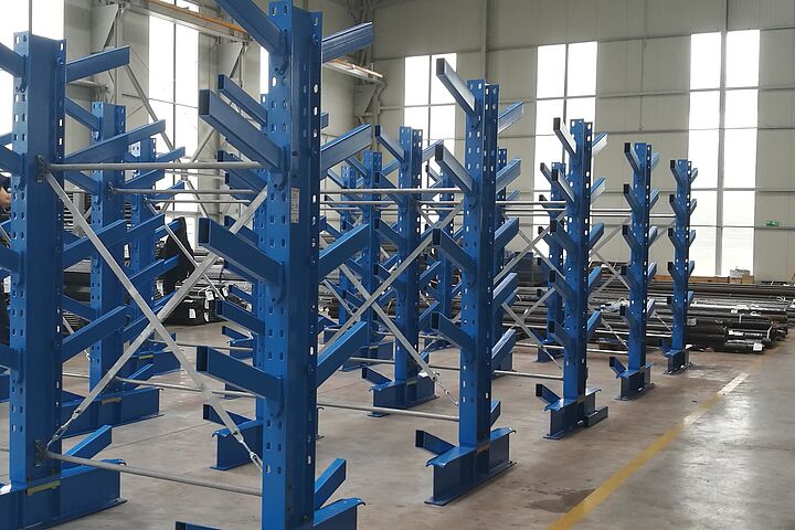 cantilever racking with inclined arms